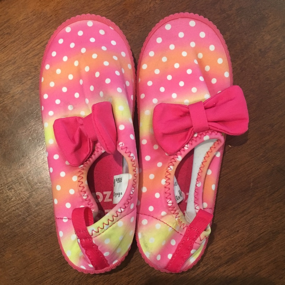 Girls water shoes